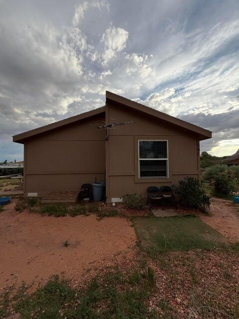 595 W Rider DR, Kanab, photo 2 of 29