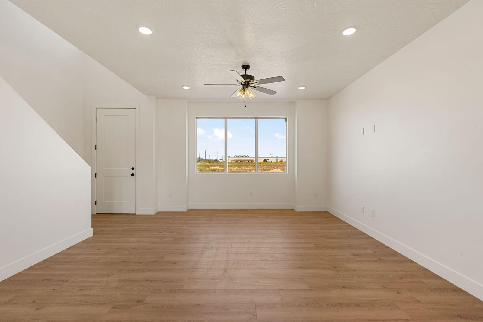 4667 W 300 N, Cedar City, photo 21 of 49