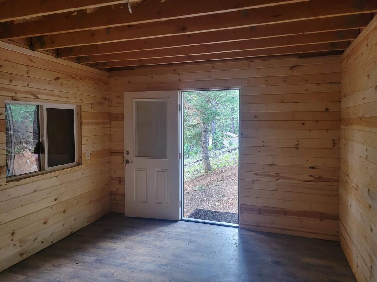 5340 W Bitterberry CIR, Duck Creek Village, photo 10 of 19