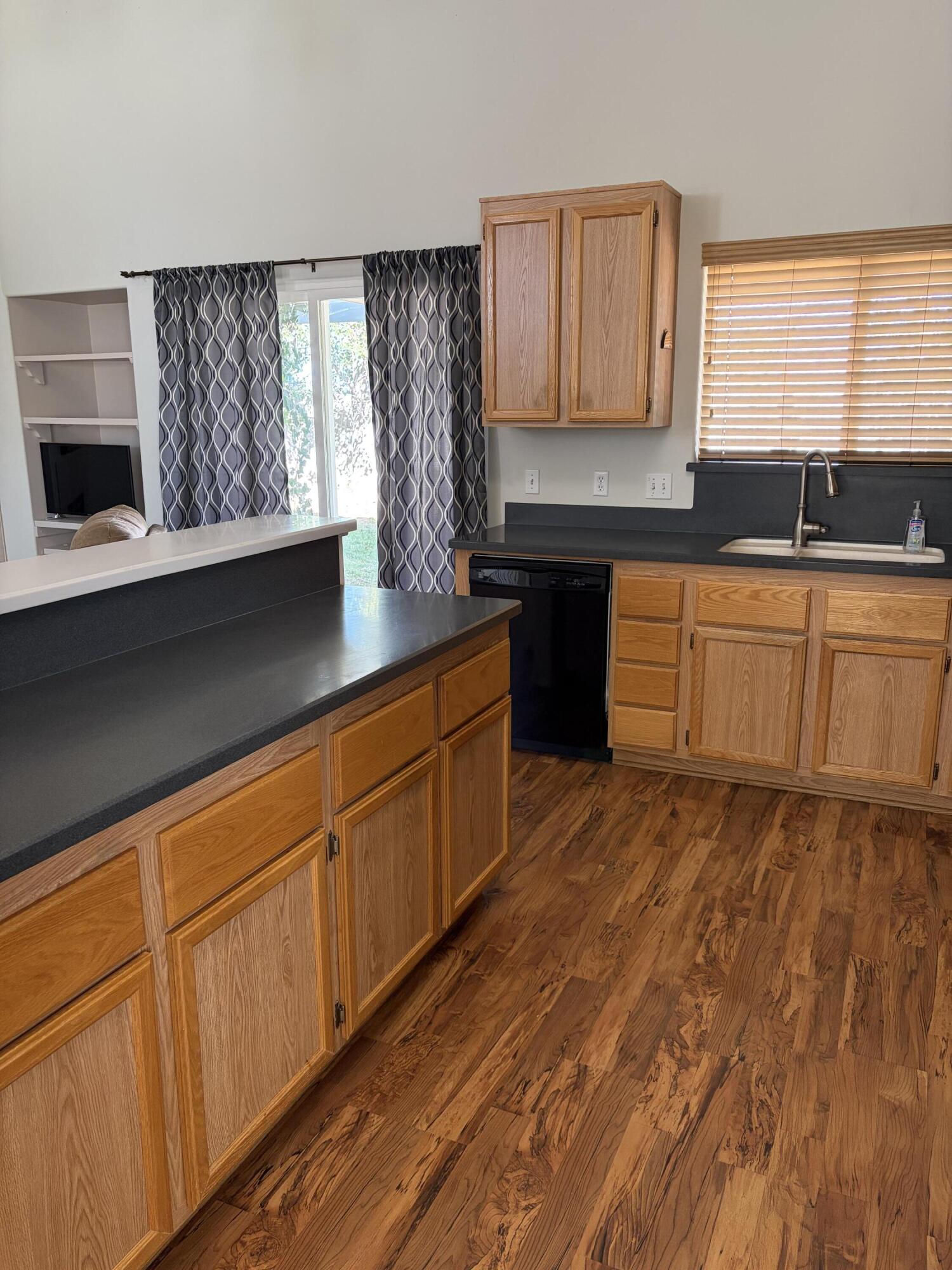 102 N 4000 W, Cedar City, photo 4 of 18