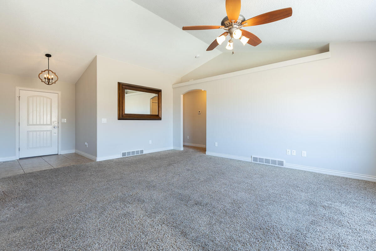 4008 W 50 S, Cedar City, photo 9 of 28