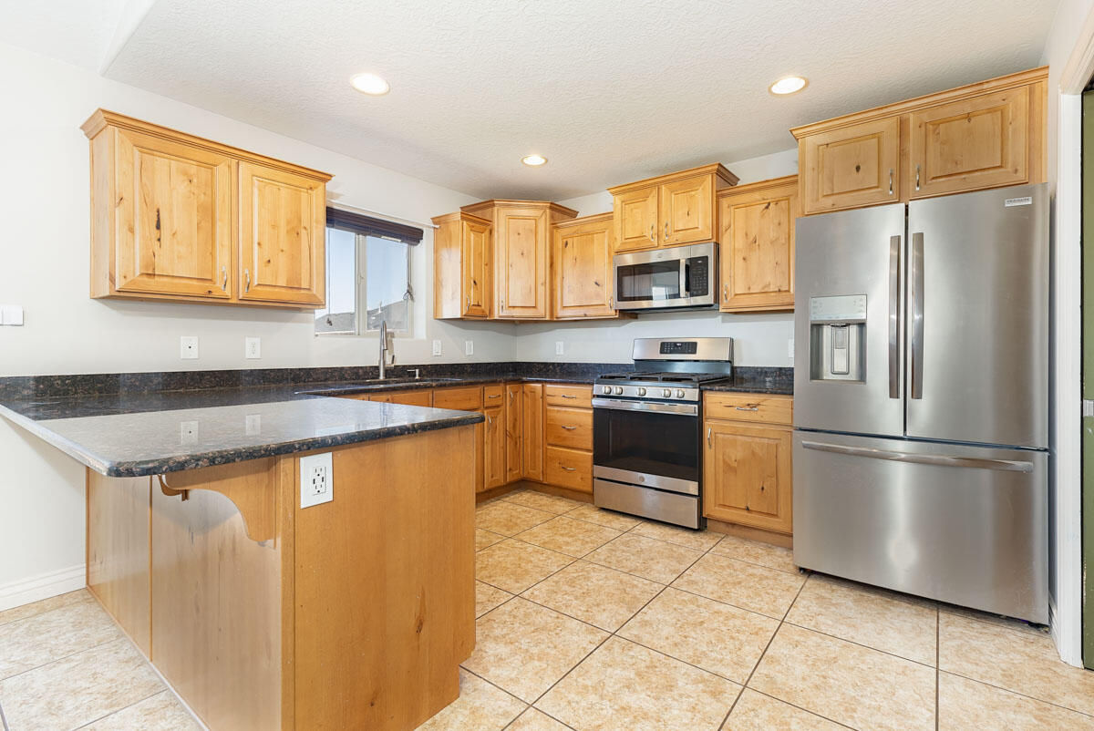4008 W 50 S, Cedar City, photo 12 of 28