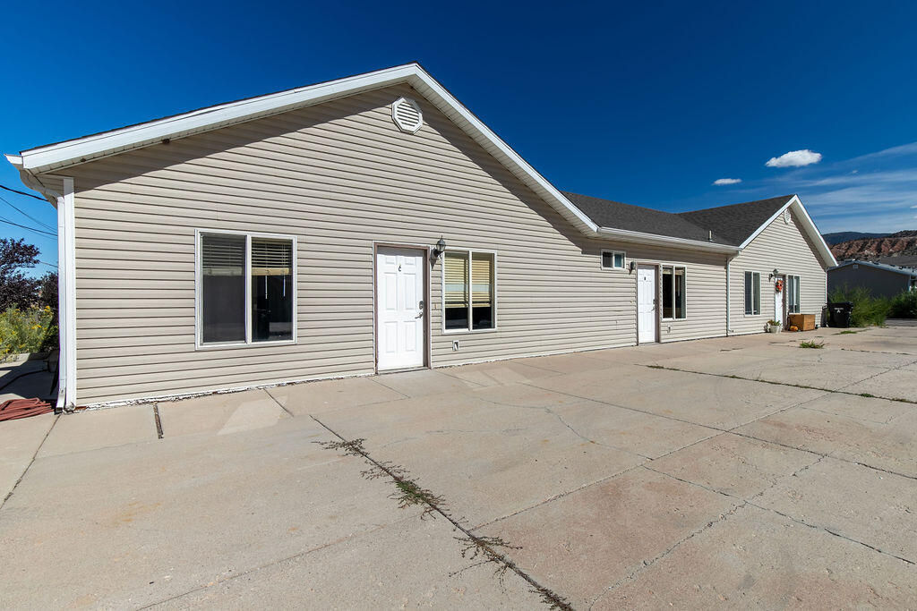 858 S 170 W, Tri-Plex, Cedar City, photo 16 of 35
