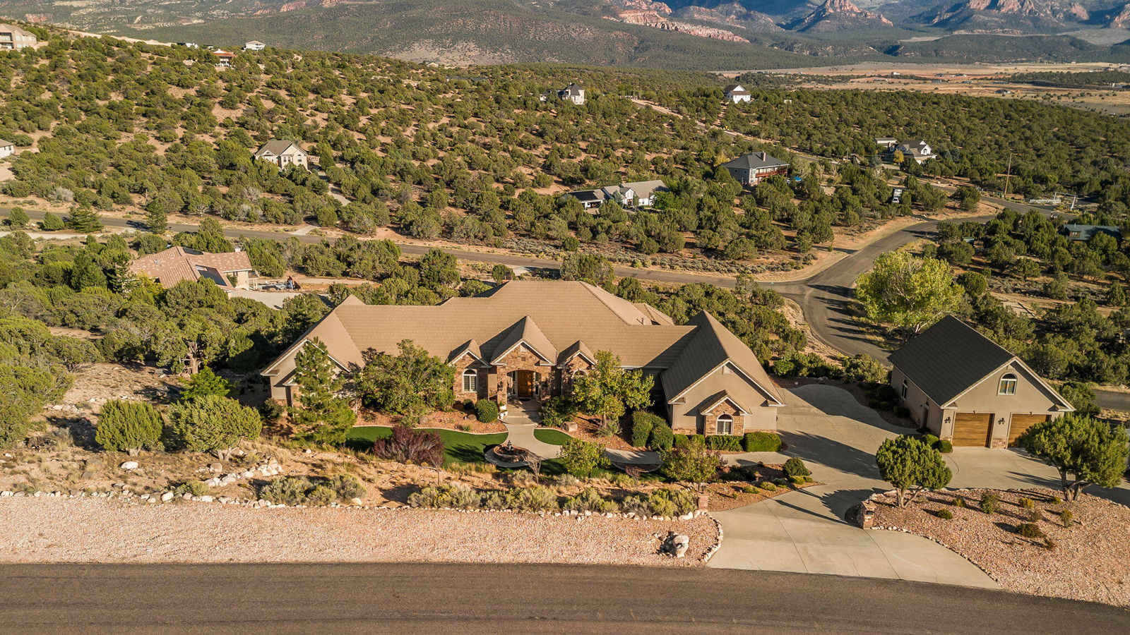 1811 S Panorama DR, Cedar City, photo 9 of 140
