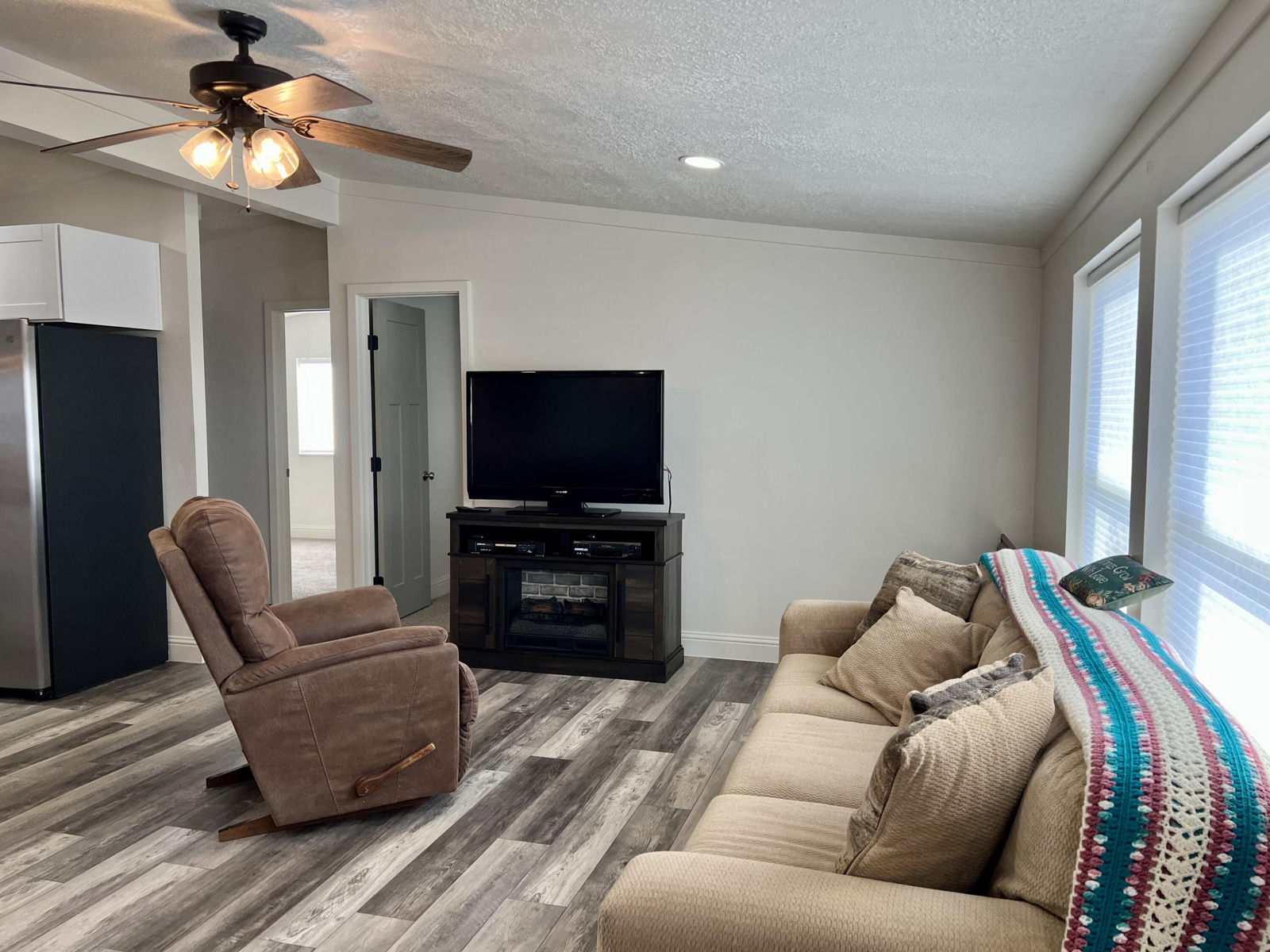 390 S 200 W, Minersville, photo 4 of 30