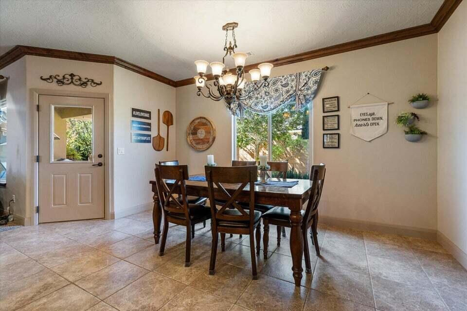 2644 S Wilson DR, Hurricane, photo 13 of 44