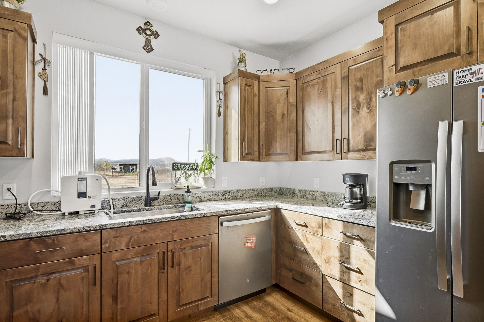 5009 N Lund Hwy, Cedar City, photo 9 of 52