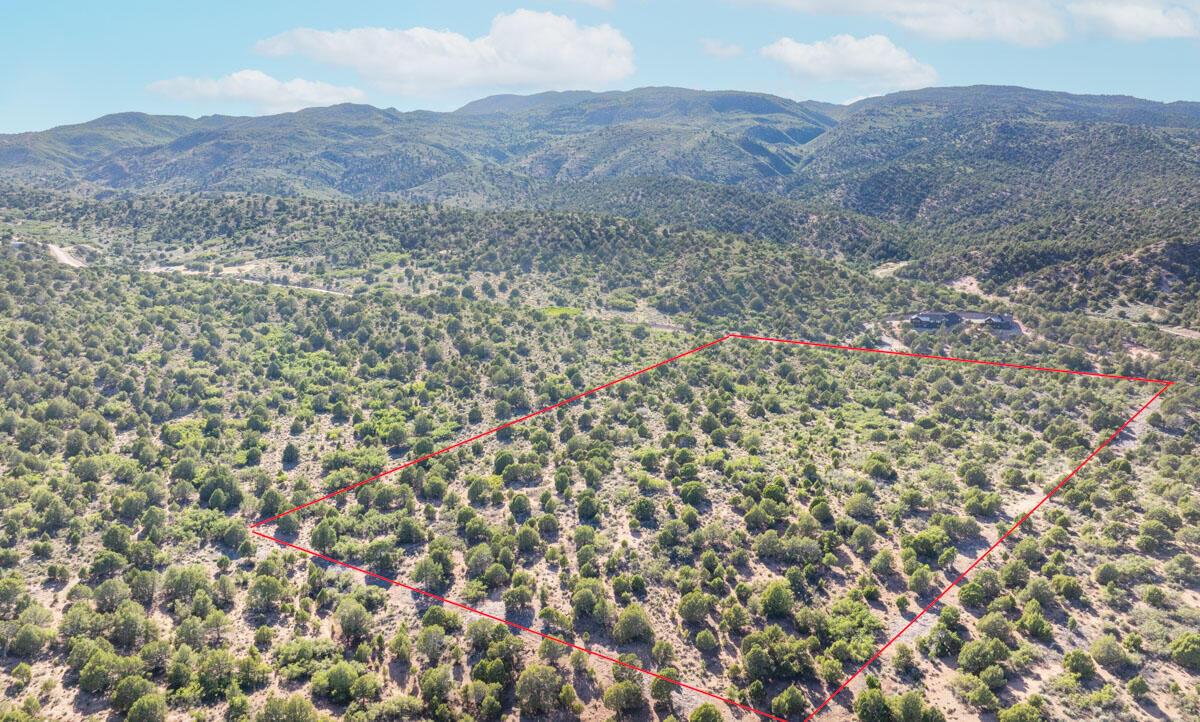 8475 W Bumblebee Springs RD, Cedar City, photo 5 of 10