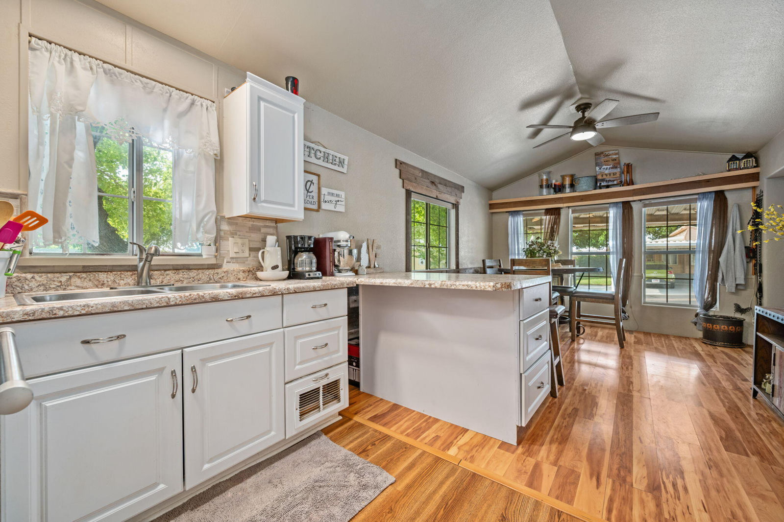 180 N 1100 E, 55, Washington, photo 10 of 17