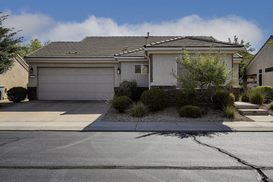 4387 S Kiva Hill DR, St George