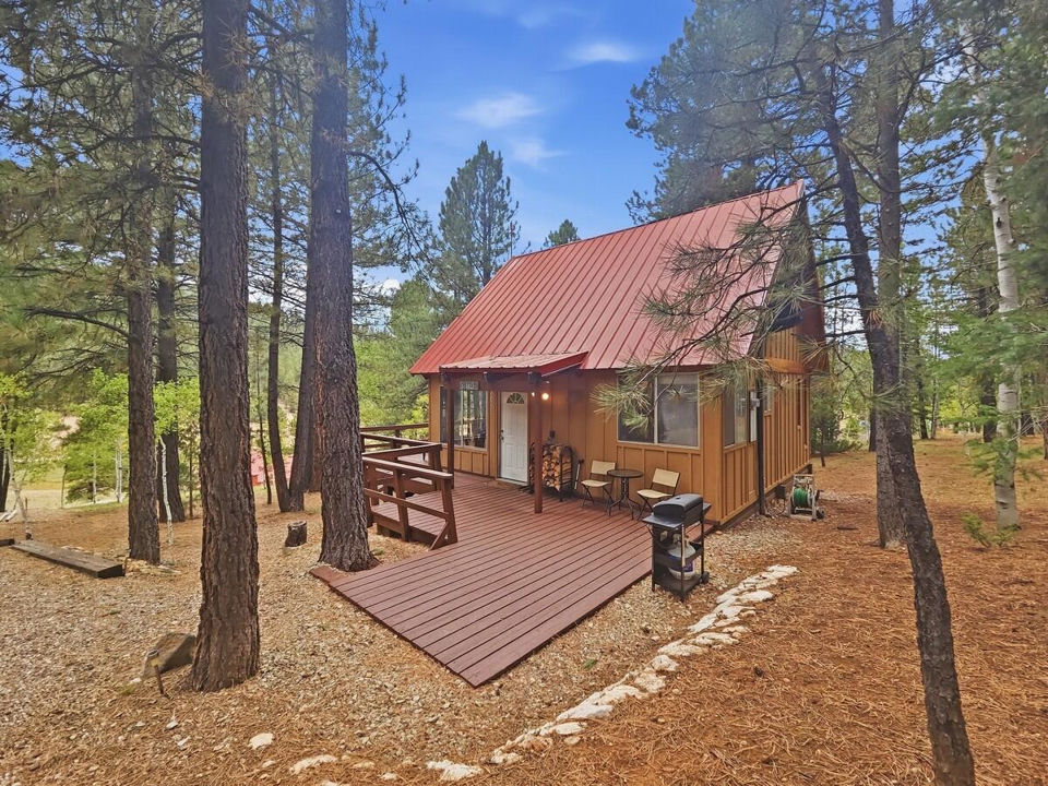 2255 E Foxtree RD, Duck Creek Village