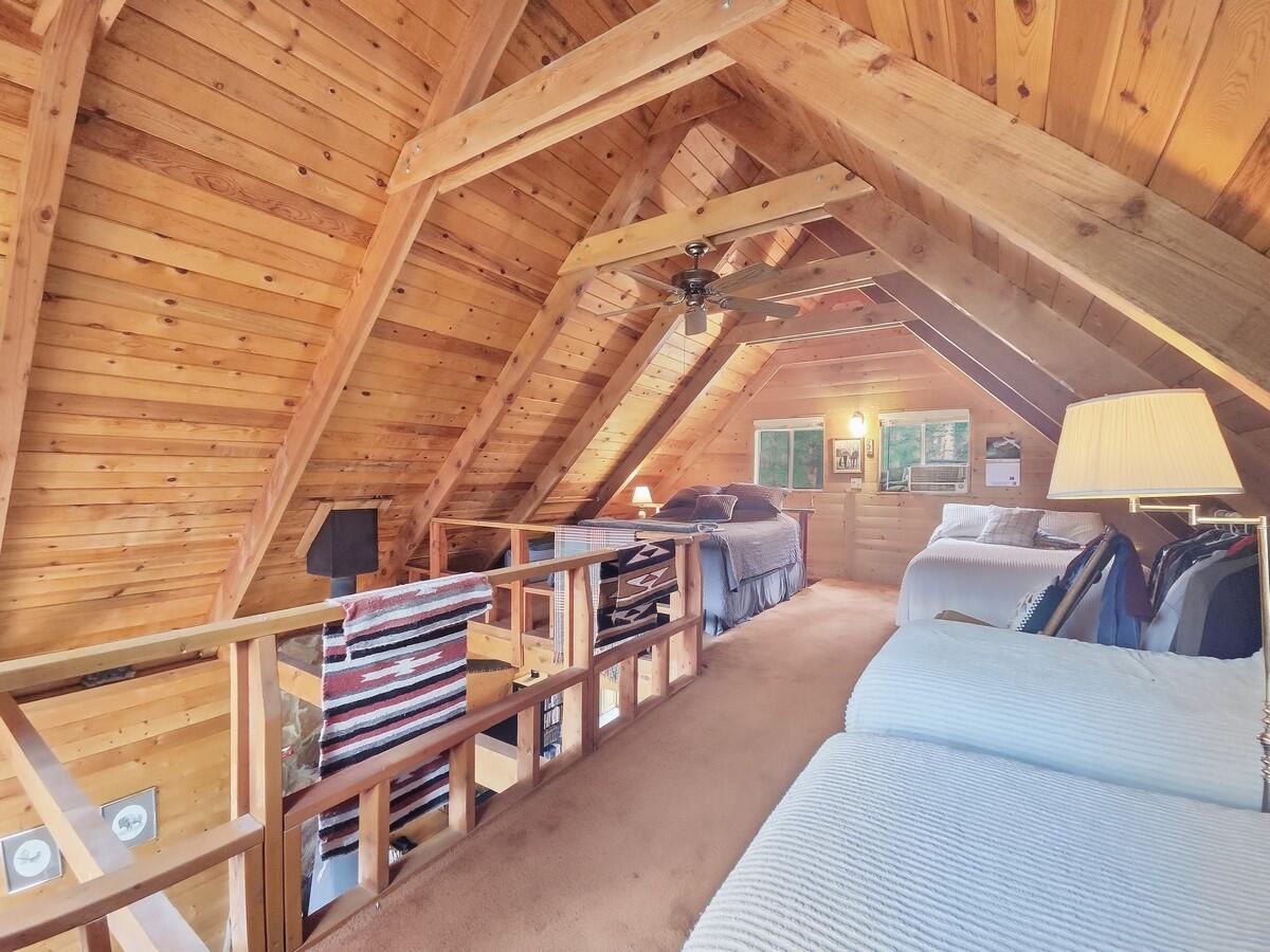 2255 E Foxtree RD, Duck Creek Village, photo 5 of 36