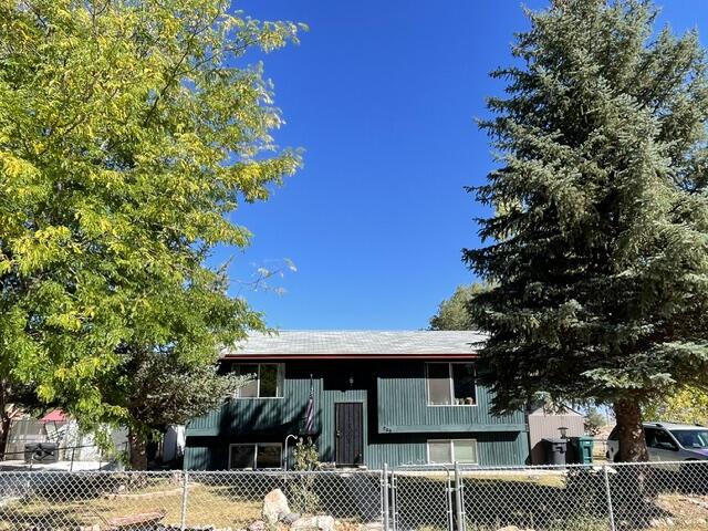 289 E 400 N, Parowan