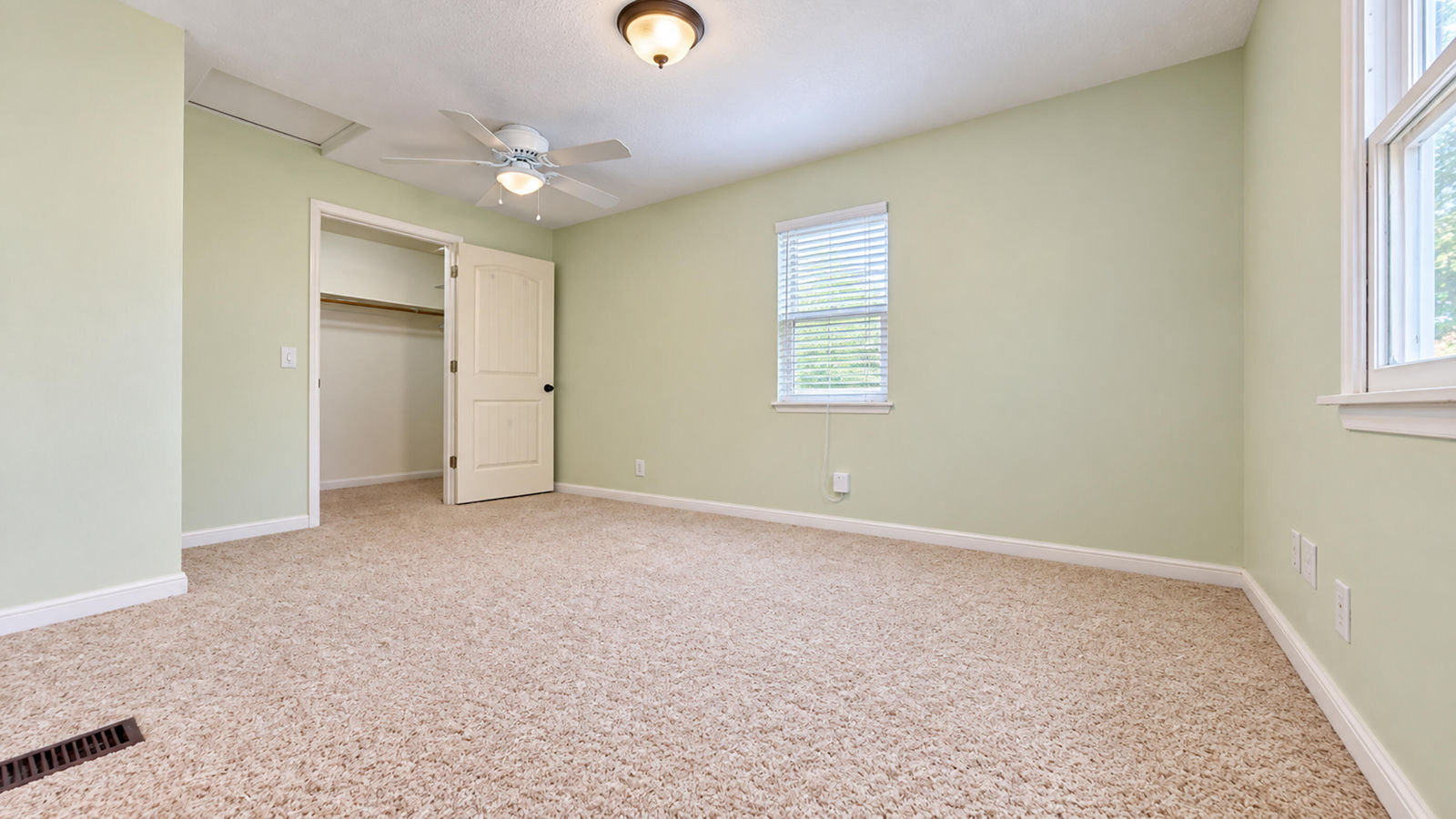 484 S 225 W, Cedar City, photo 6 of 27