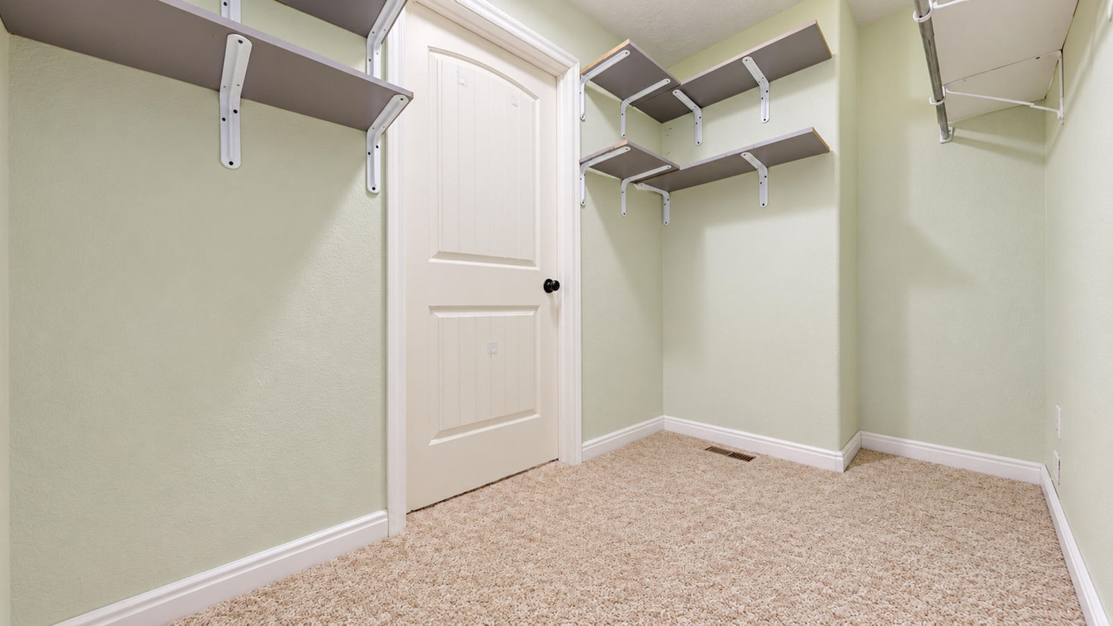 484 S 225 W, Cedar City, photo 7 of 27