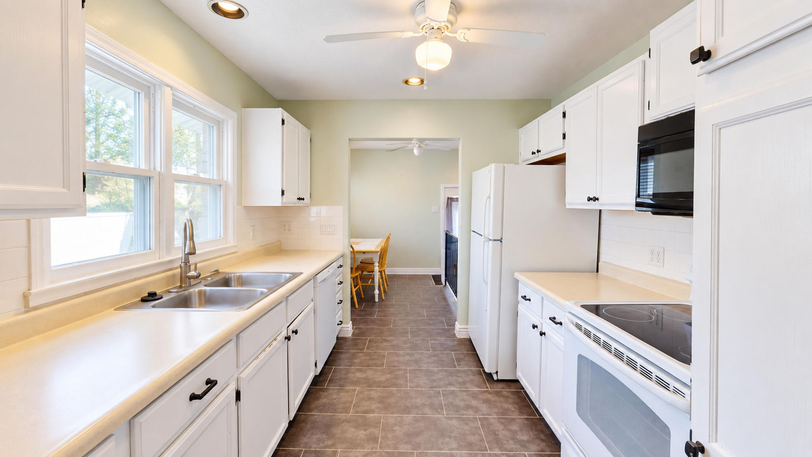 484 S 225 W, Cedar City, photo 3 of 27