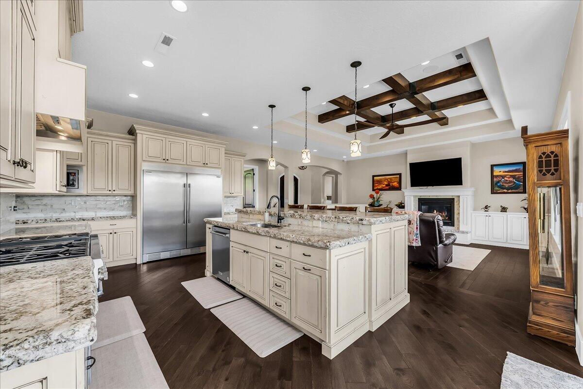 86 E Kolob CIR, Toquerville, photo 12 of 63