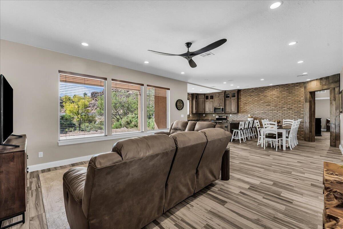 86 E Kolob CIR, Toquerville, photo 31 of 63