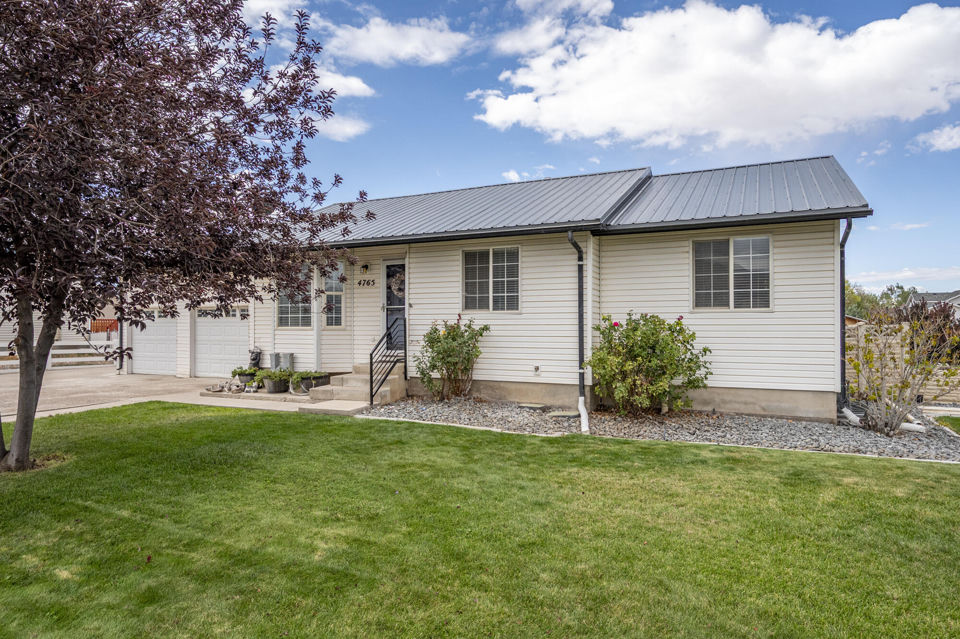 4765 Quickdraw LN, Enoch