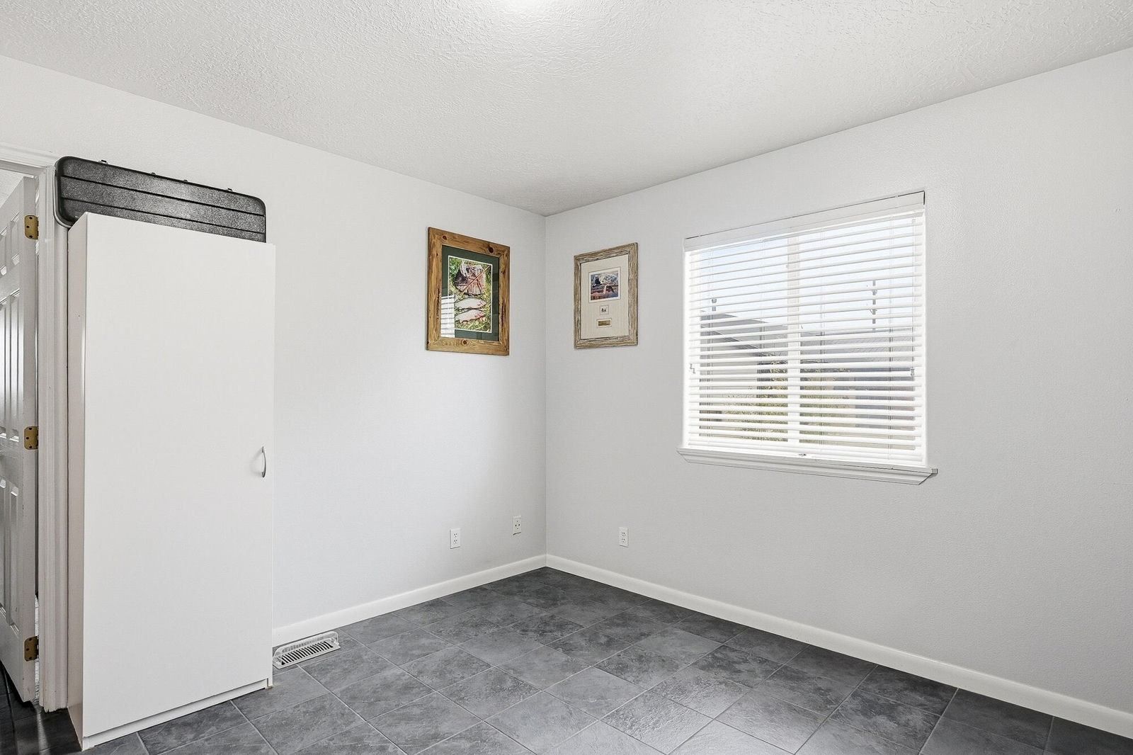 4765 Quickdraw LN, Enoch, photo 28 of 62