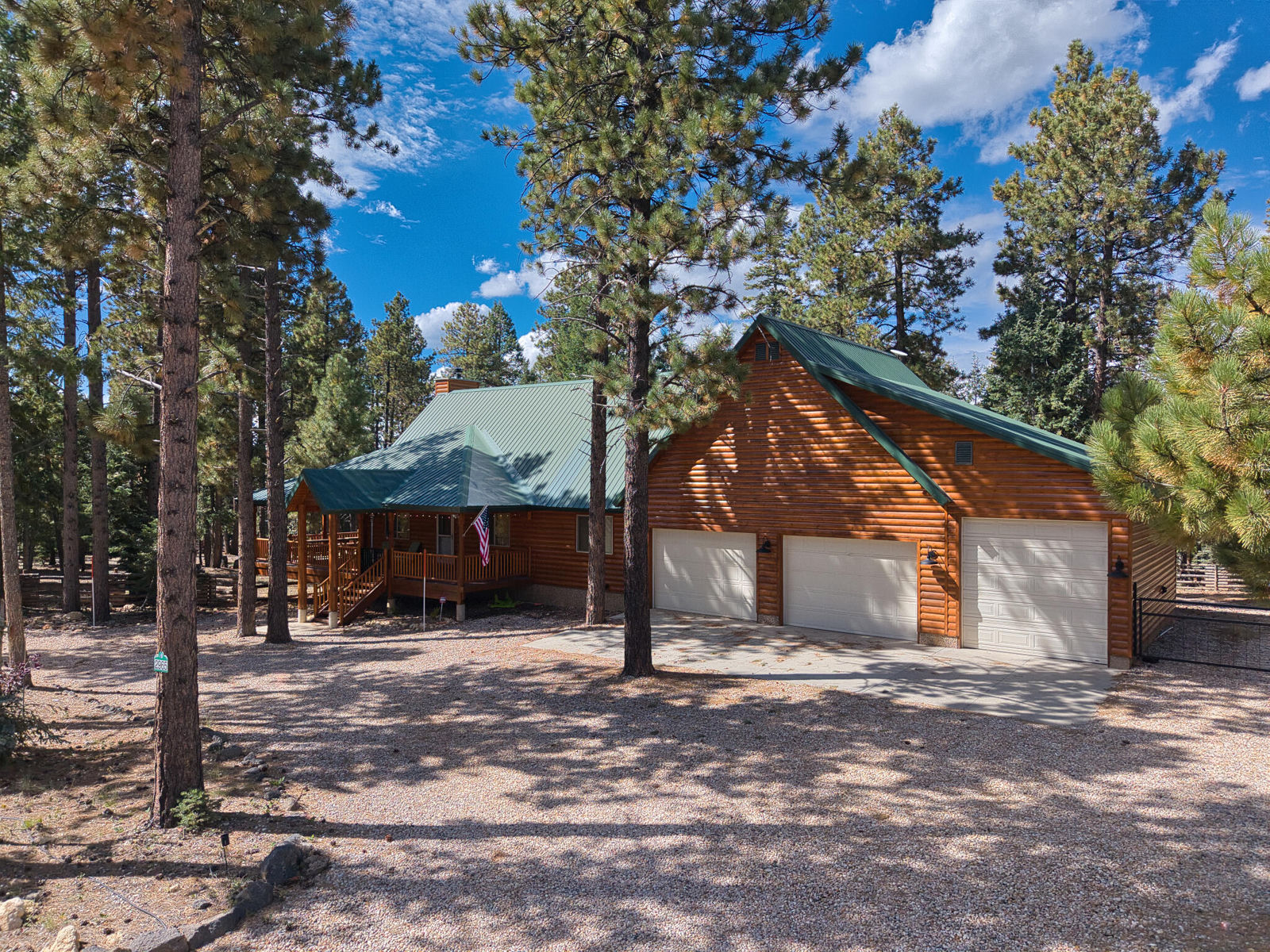 2965 Willis Creek RD, Duck Creek Village, photo 2 of 72