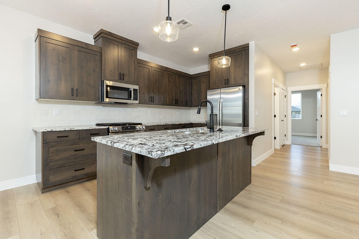 3820 W 975 N, Cedar City, photo 6 of 23