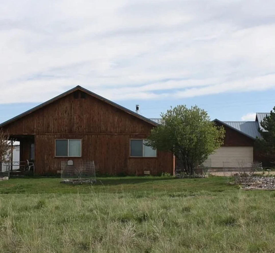 755 S Old Hwy 89, Hatch, photo 3
