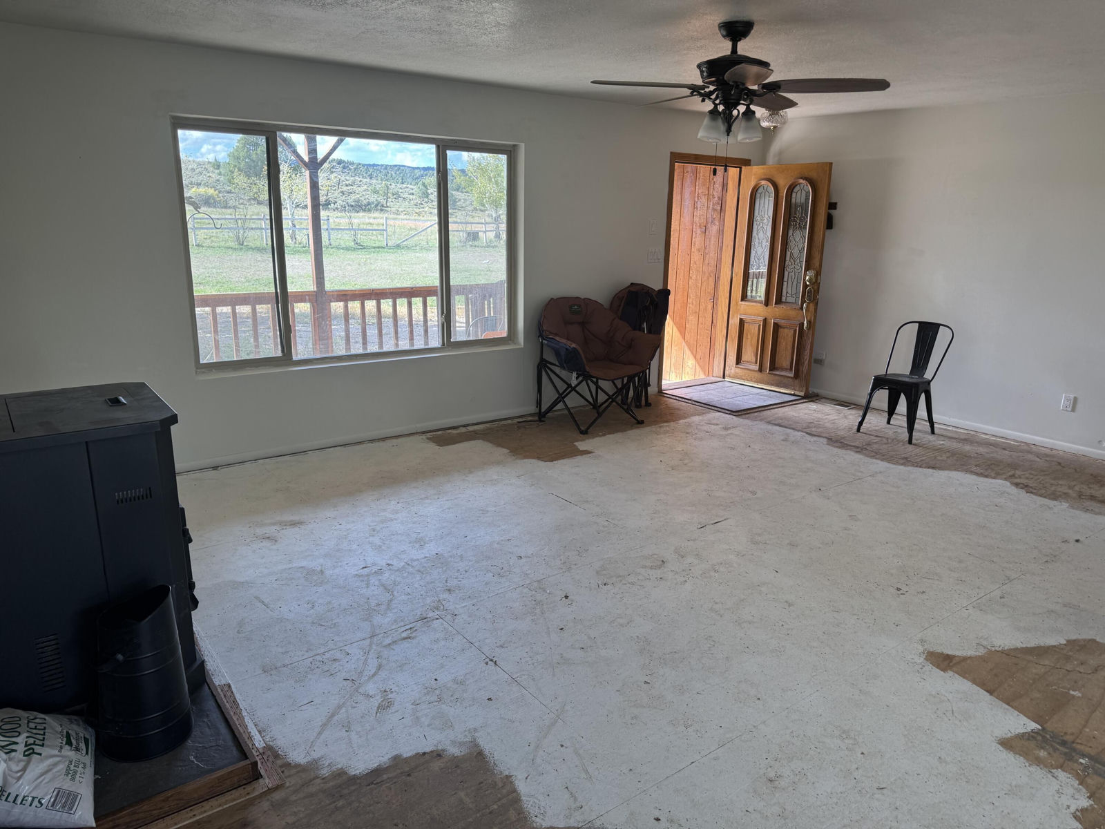 755 S Old Hwy 89, Hatch, photo 6 of 33
