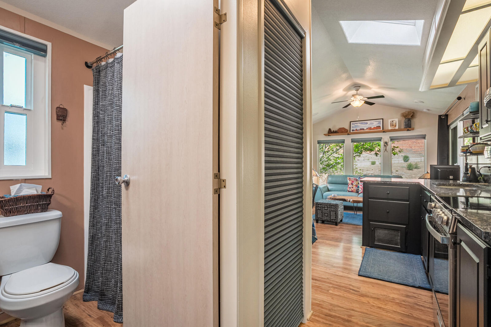 5 Scenic CIR, Hurricane, photo 15 of 46