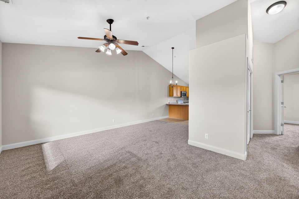 700 N Main ST, E6, Washington, photo 3