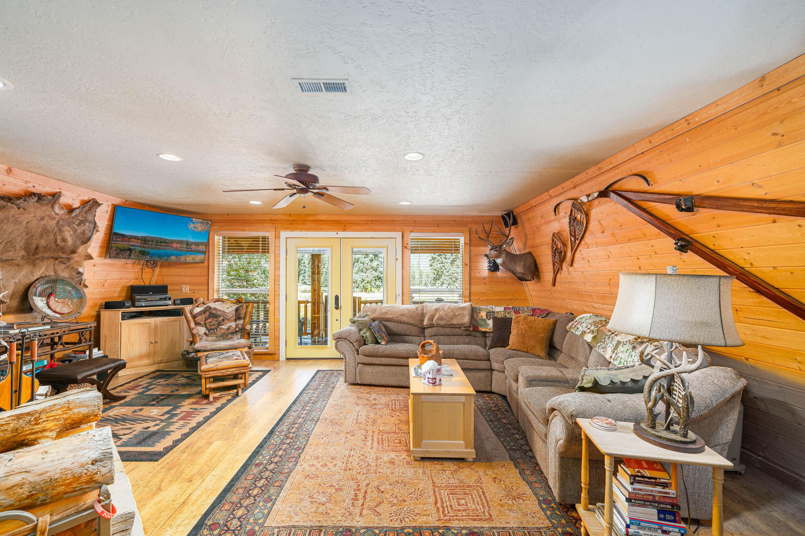 40 Apollo Trail, Duck Creek Village, photo 20 of 37