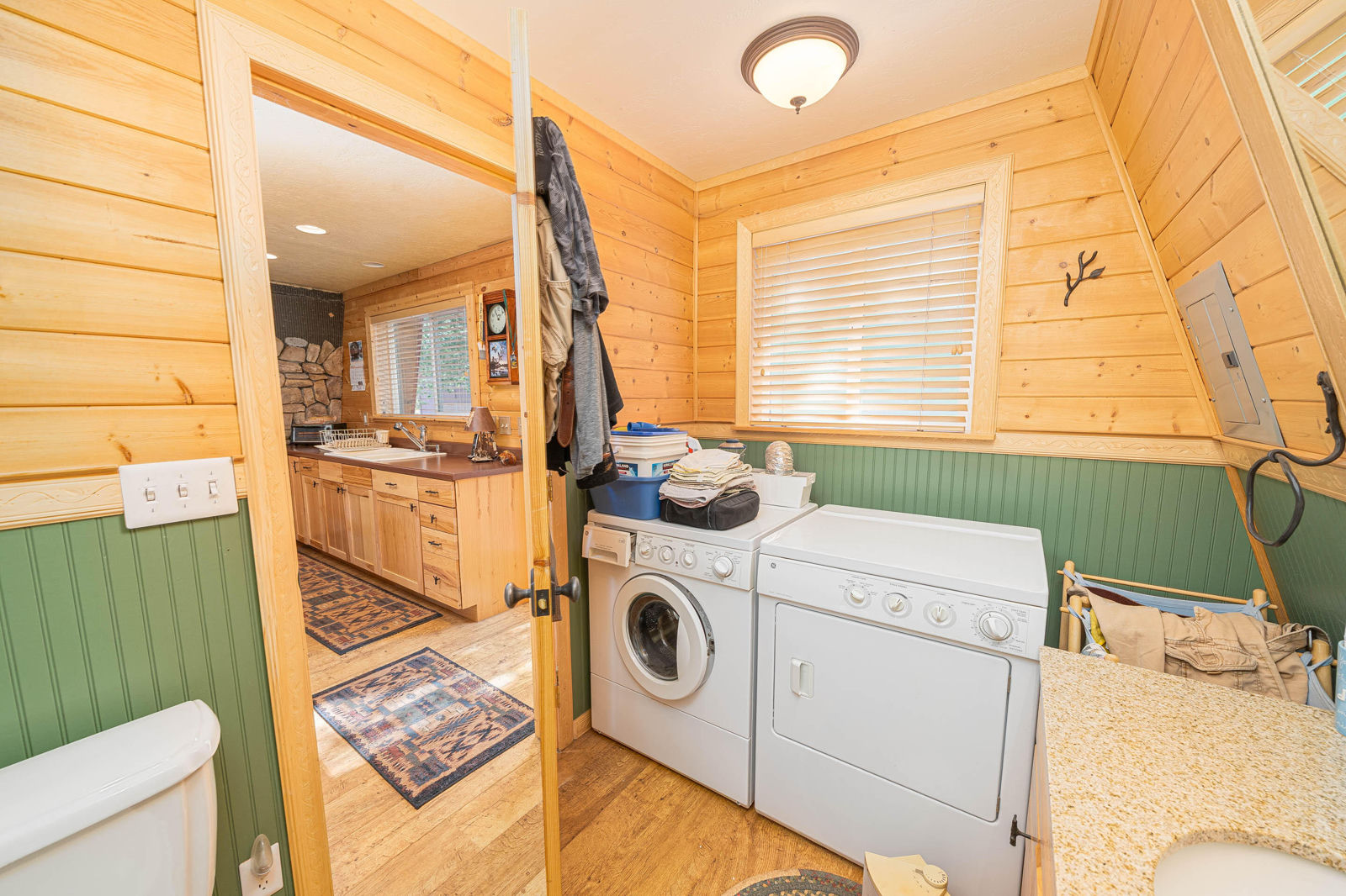 40 Apollo Trail, Duck Creek Village, photo 27 of 37