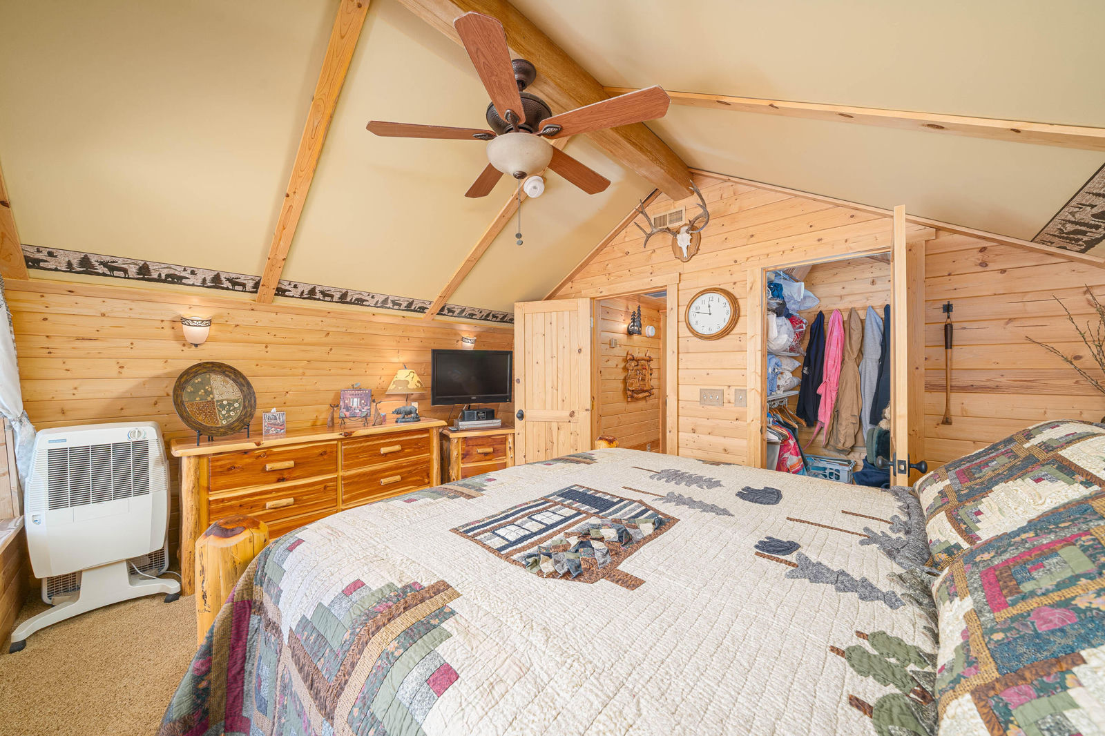 40 Apollo Trail, Duck Creek Village, photo 35 of 37