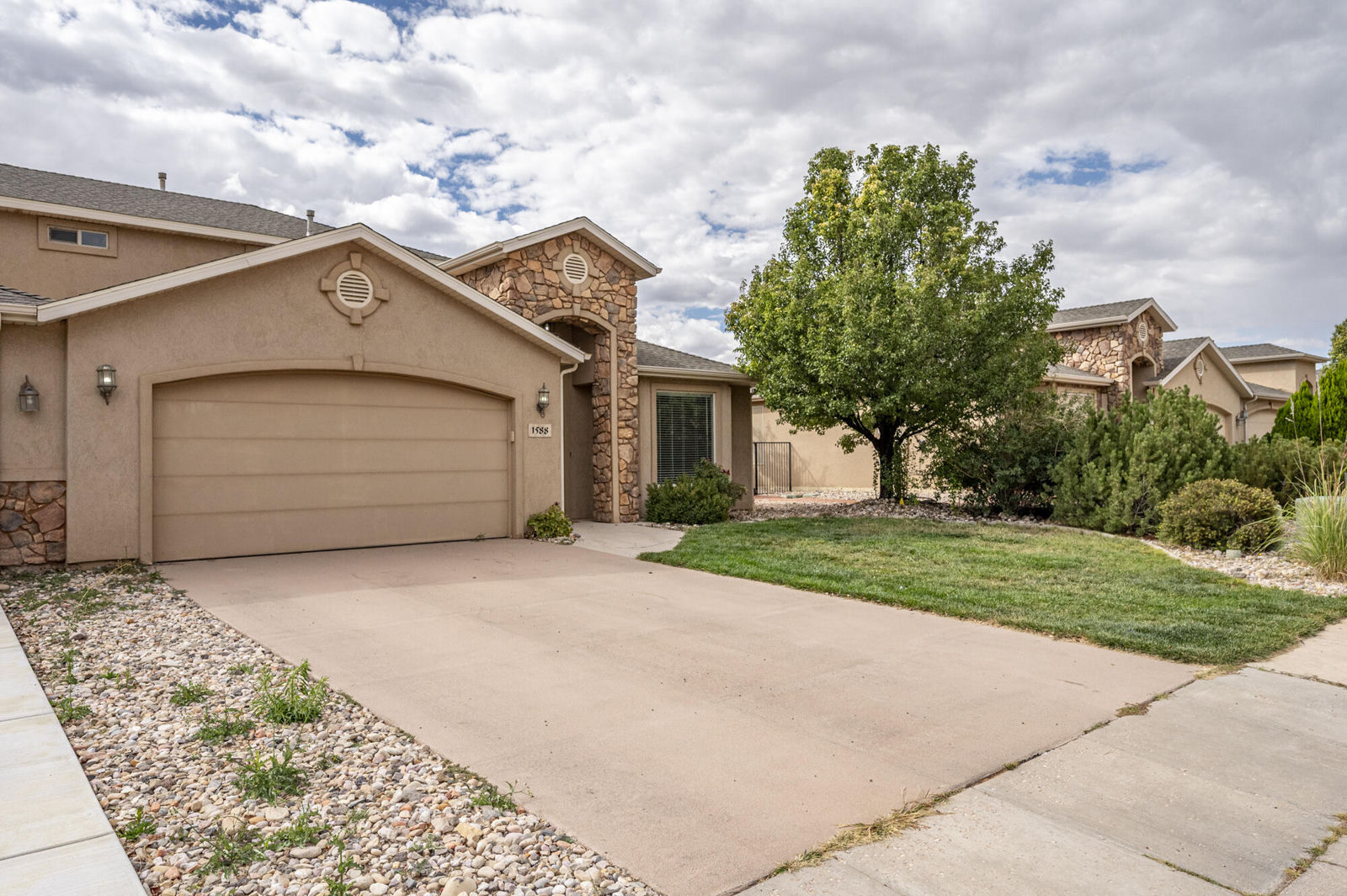 1588 S West Canyon DR, Cedar City, photo 3 of 45