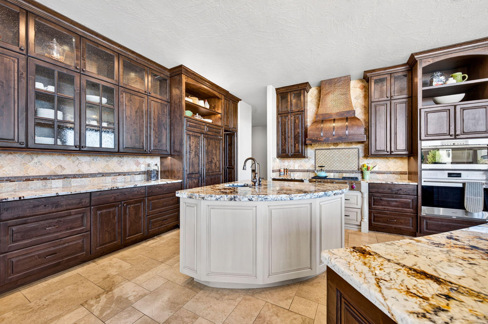 2011 S Pinnacle DR, St George, photo 16 of 69