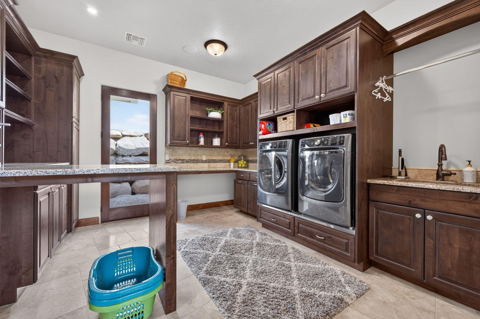 2011 S Pinnacle DR, St George, photo 45 of 69