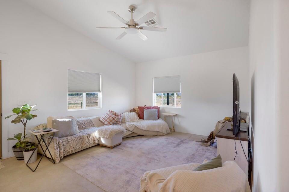 2642 W 3700 N, Cedar City, photo 6 of 37