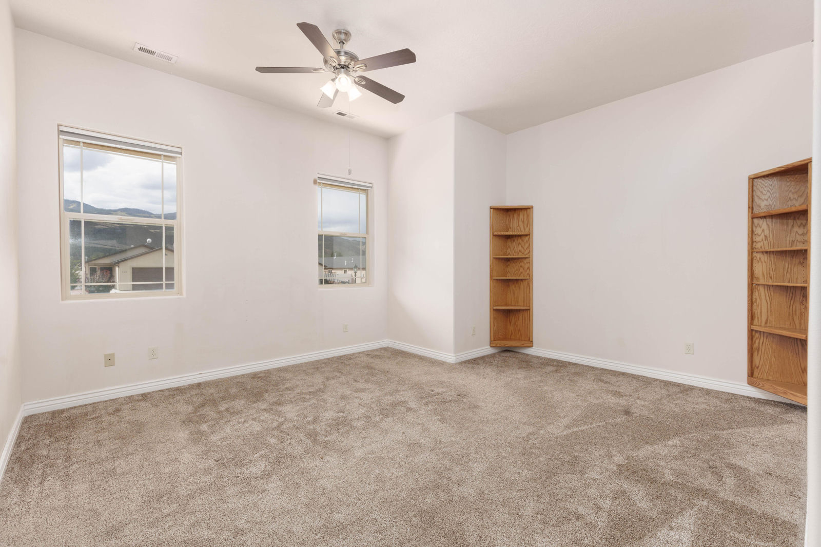 752 W 60 N N, Parowan, photo 15 of 47