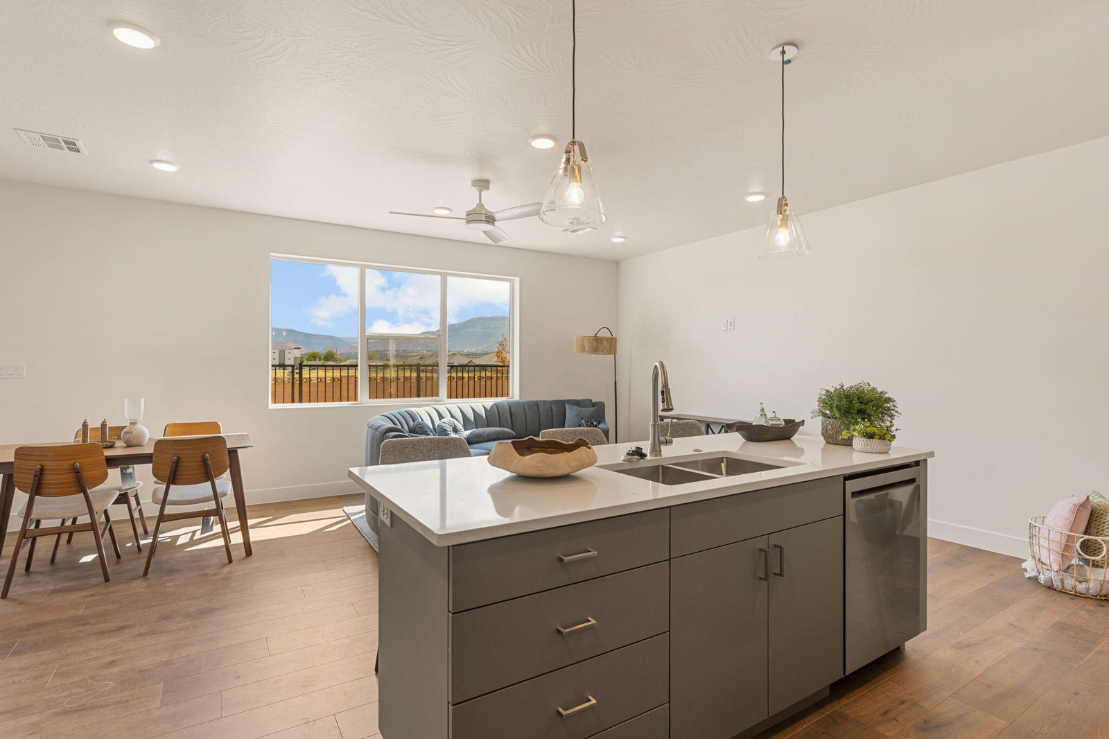 4514 W 400 N, Cedar City, photo 14 of 33