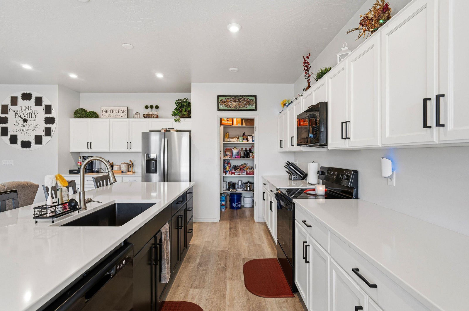 1406 E White Desert DR, St George, photo 10 of 53