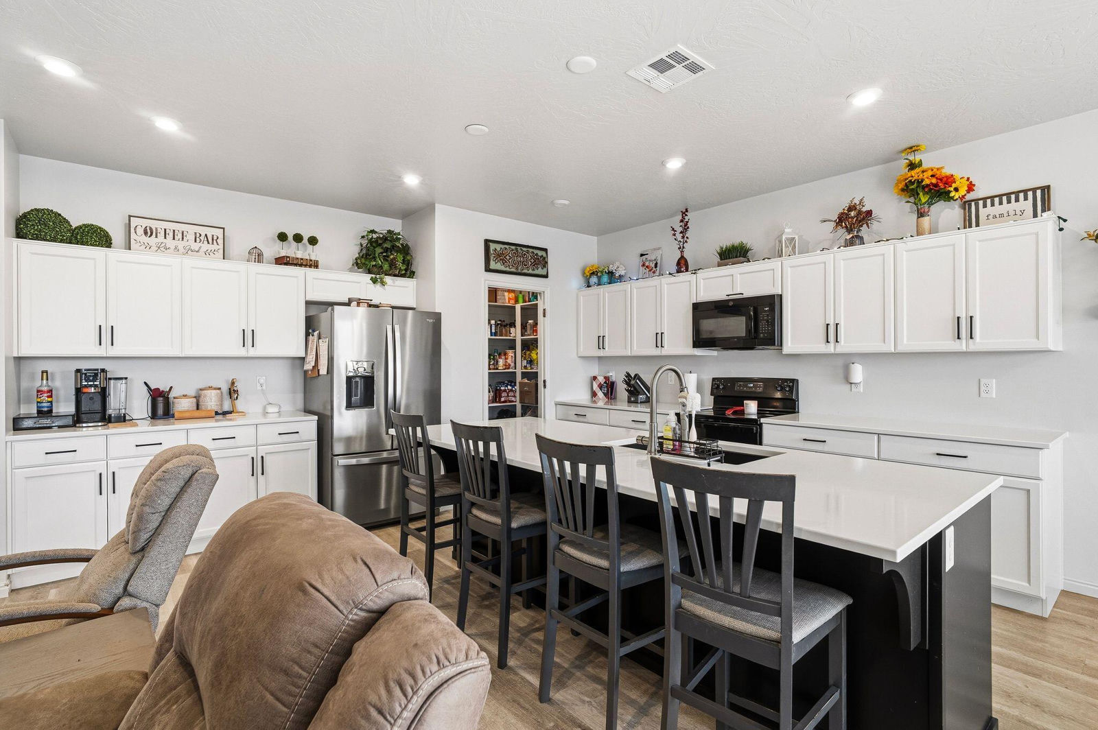 1406 E White Desert DR, St George, photo 11 of 53