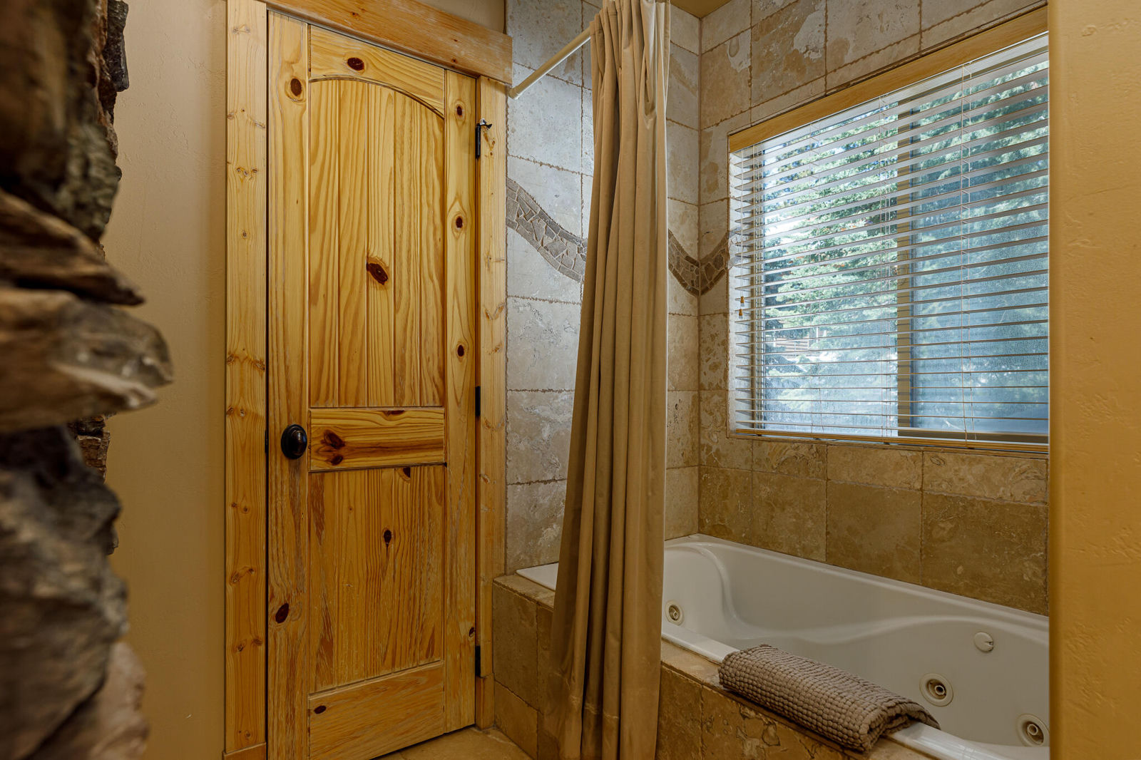1175 Browning RD, Duck Creek Village, photo 24 of 42