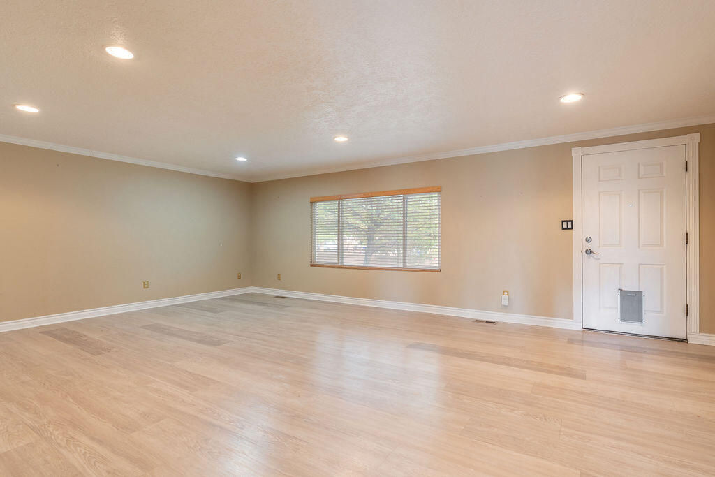10 S 500 W, La Verkin, photo 5 of 35