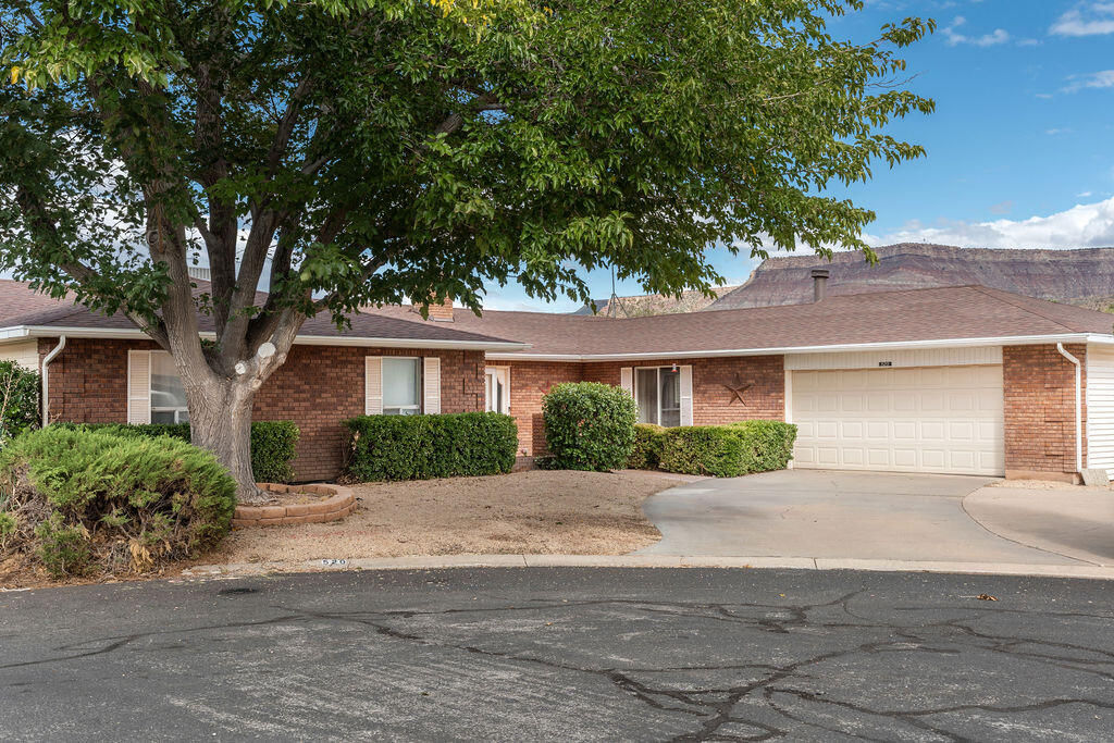 520 N 290 W CIR, La Verkin, photo 3 of 45