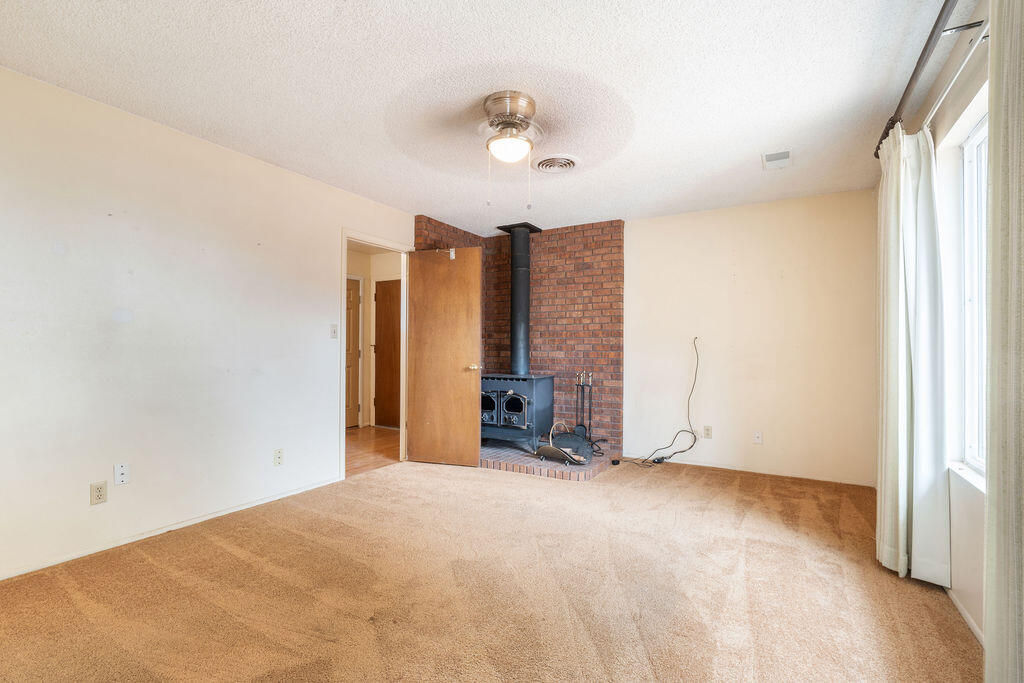 520 N 290 W CIR, La Verkin, photo 18 of 45