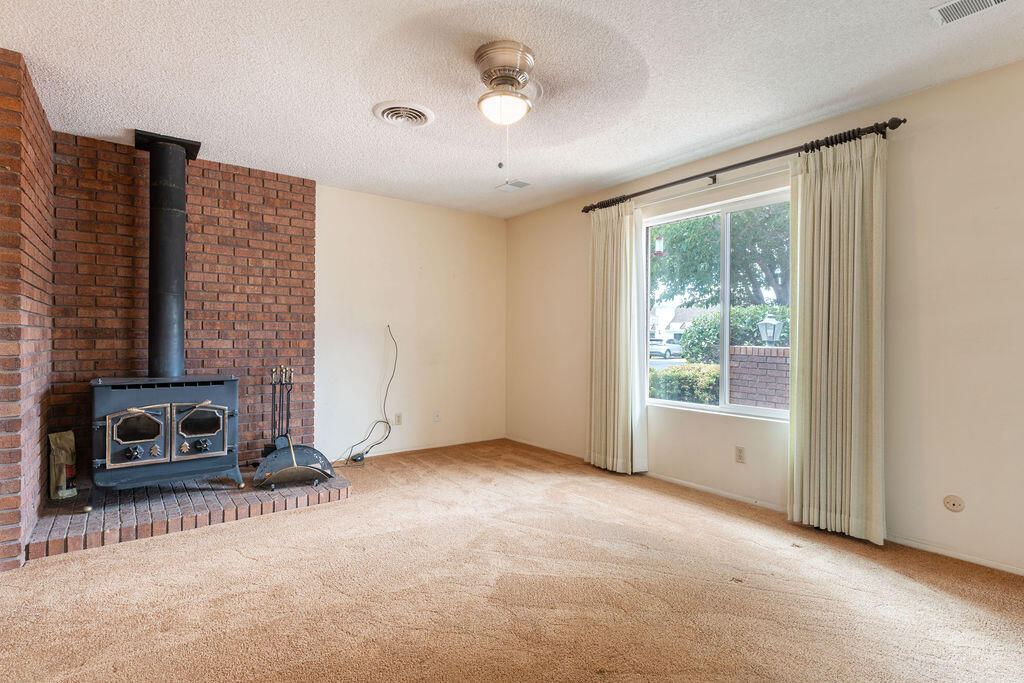 520 N 290 W CIR, La Verkin, photo 19 of 45