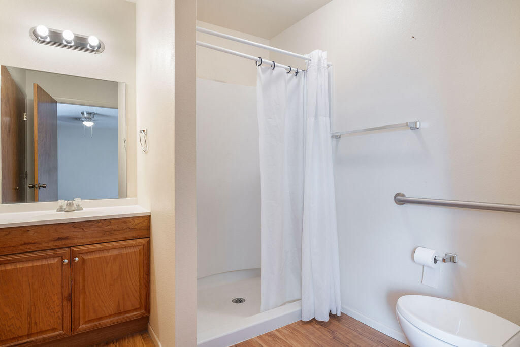520 N 290 W CIR, La Verkin, photo 33 of 45