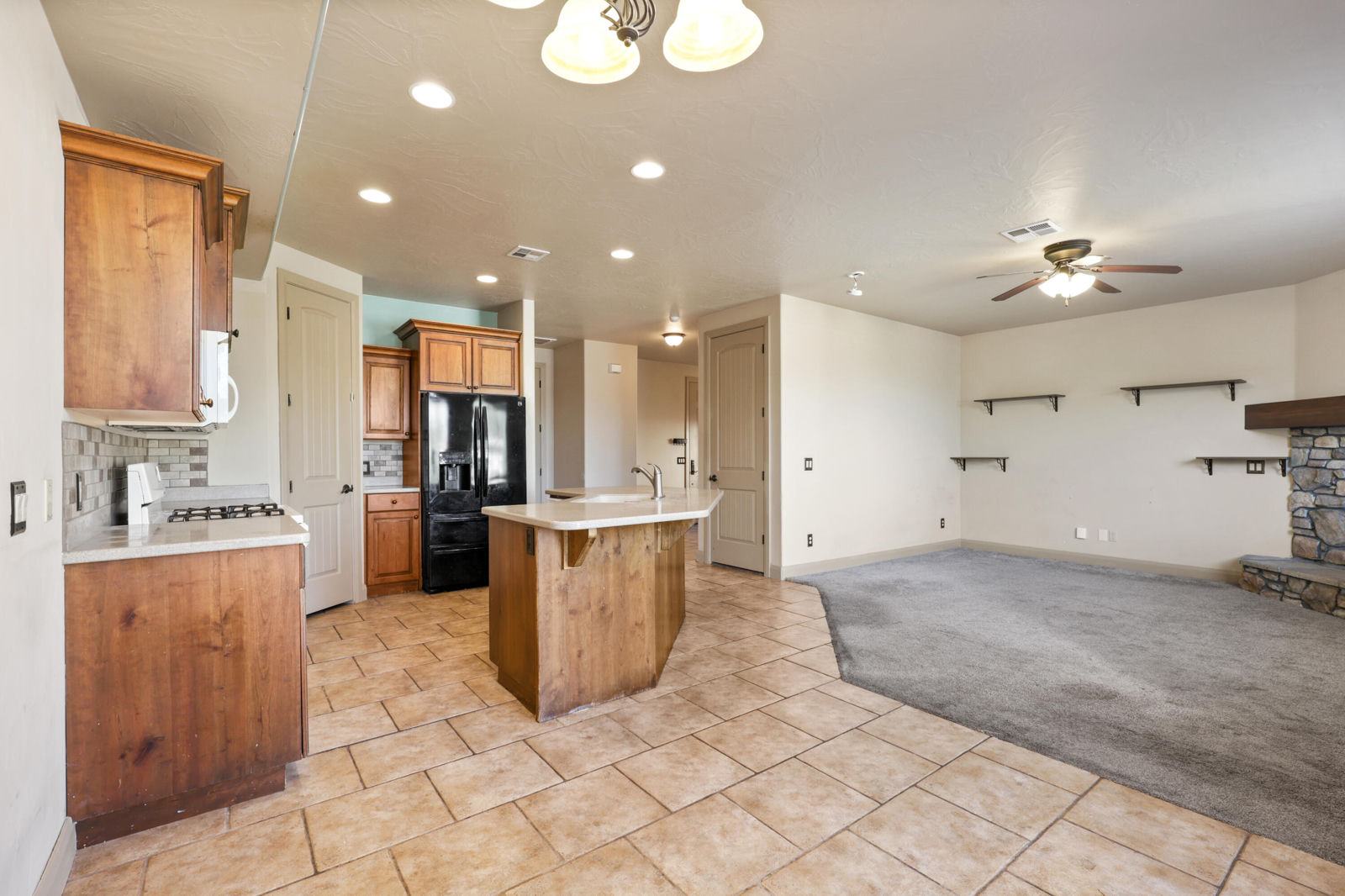 19 E 820 S, Cedar City, photo 6 of 24