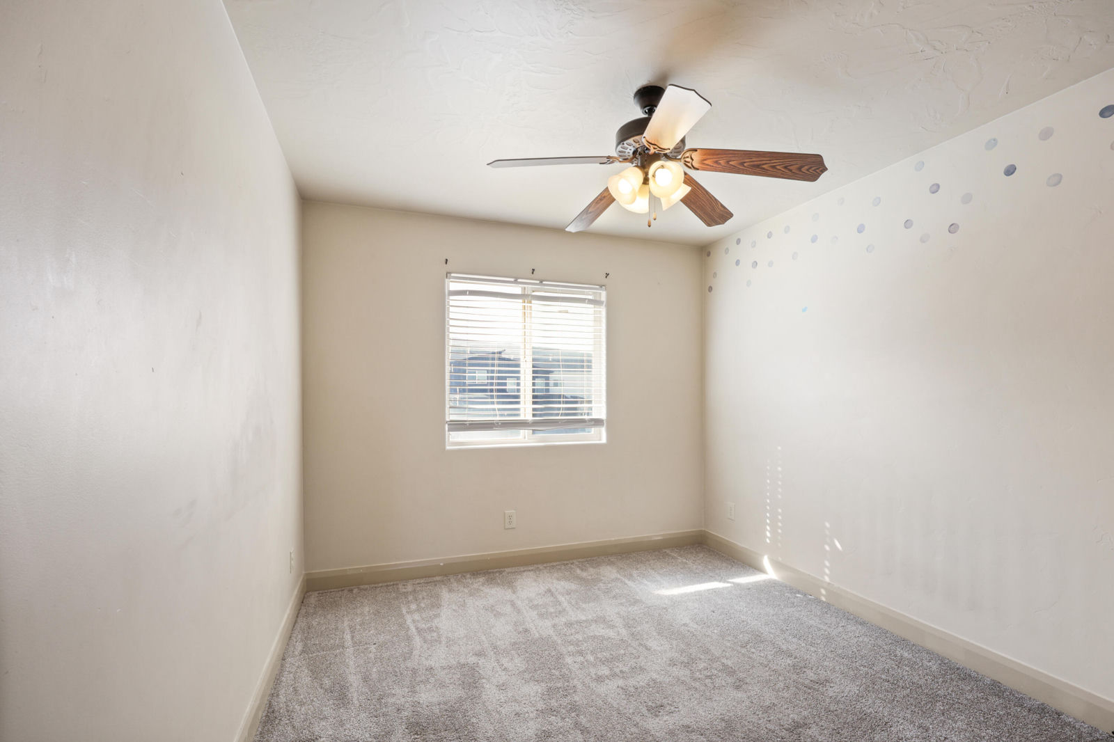 19 E 820 S, Cedar City, photo 11 of 24