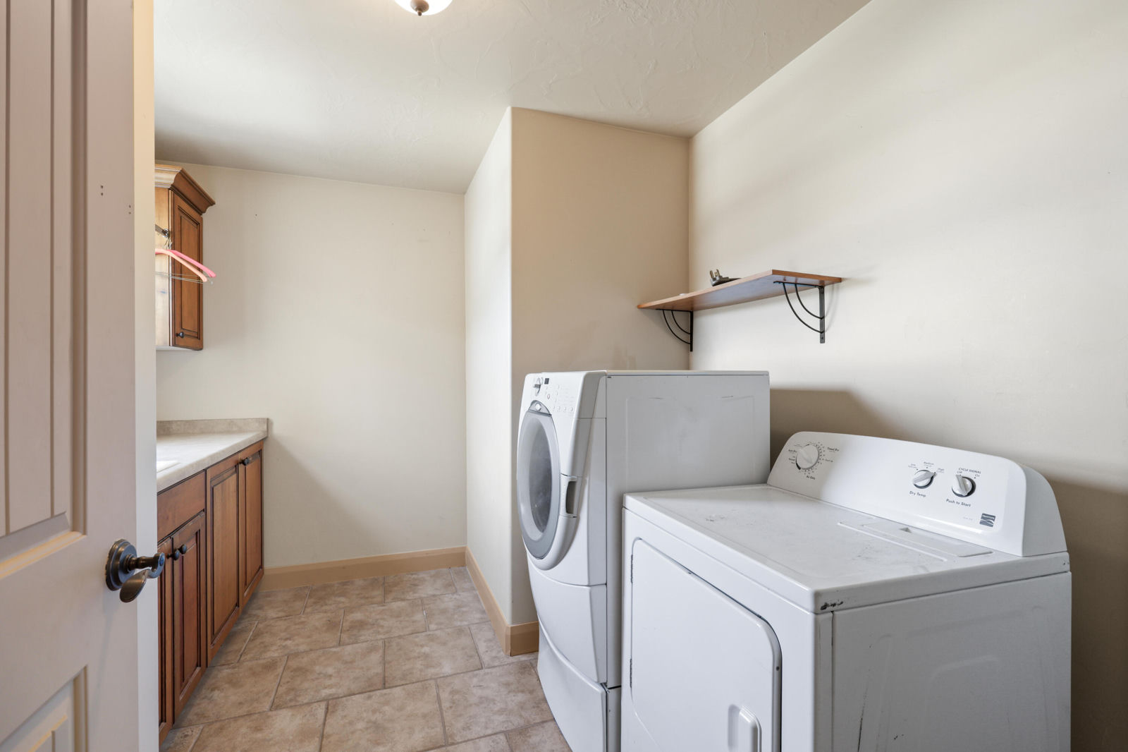 19 E 820 S, Cedar City, photo 16 of 24